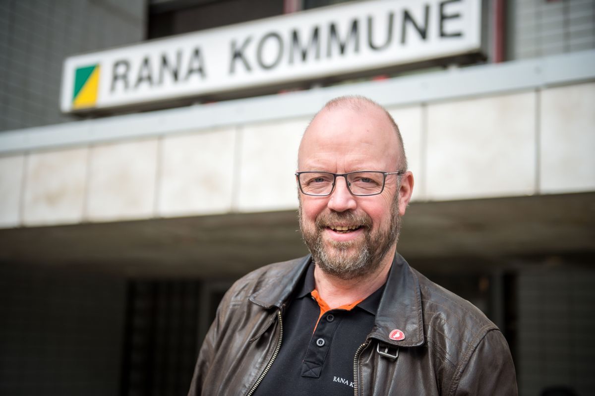 Geir Waage (Ap) overtok som ordfører noen få uker etter at Terra-skandalen sprakk i 2007 og Rana kommune havnet i den økonomiske skammekroken. Langsiktig styring etter Rana-modellen ble løsningen.