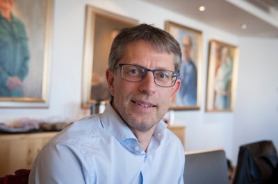 Ordfører Hans-Erik Ringkjøb (Ap) i Voss er en av ti søkere til kommunedirektørjobben i Alver.