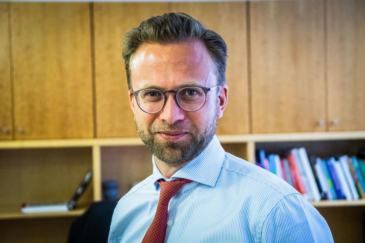 – Det er ingen kommune som er i en akutt økonomisk krise på grunn av koronapandemien etter regjeringens kompensasjonsforslag, mener kommunal- og moderningsminister Nikolai Astrup (H).