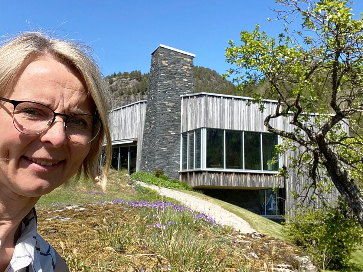 Eit besøk til Minne kultursenter er vel verdt eit besøk i sommar, meiner ordførar Inger Lise Lund Stulien i Åseral.