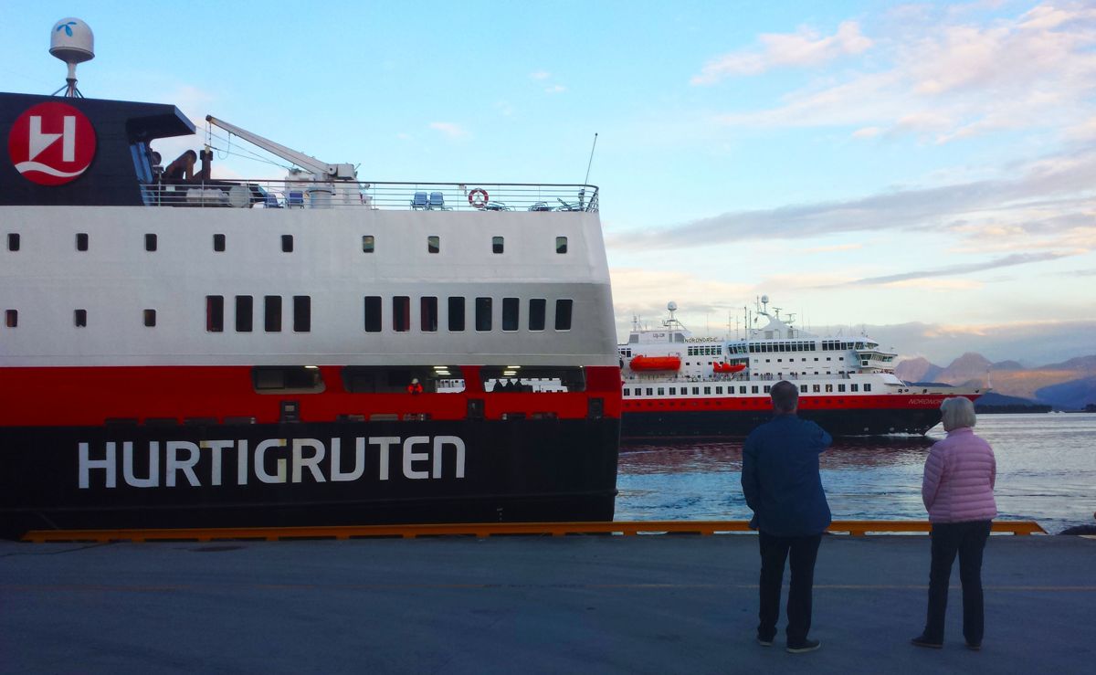 34 havner mellom Bergen og Kirkenes vil kun få anløp hver femte og sjette dag, skriver NRK. Mange kommuner mister dermed sin viktigste transportmulighet.