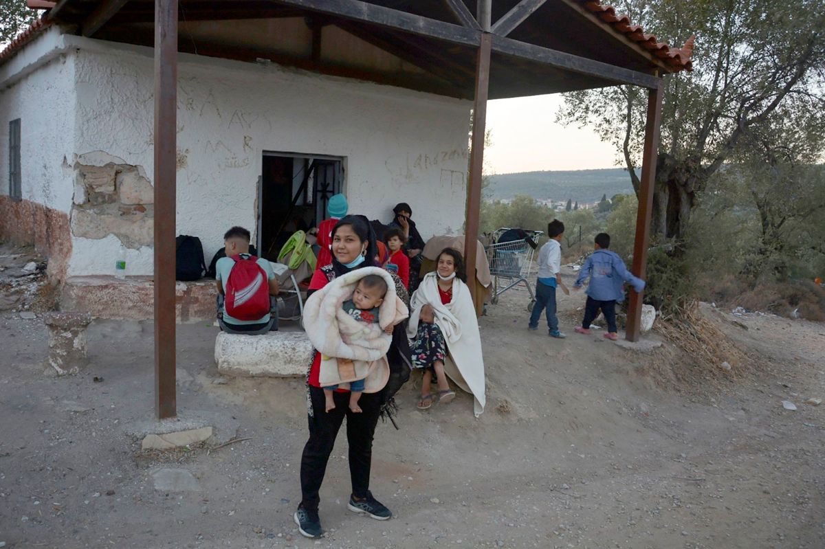Situasjonen for migrantene i Moria-leiren på Lesvos er nå ytterligere forverret etter brannen natt til onsdag.