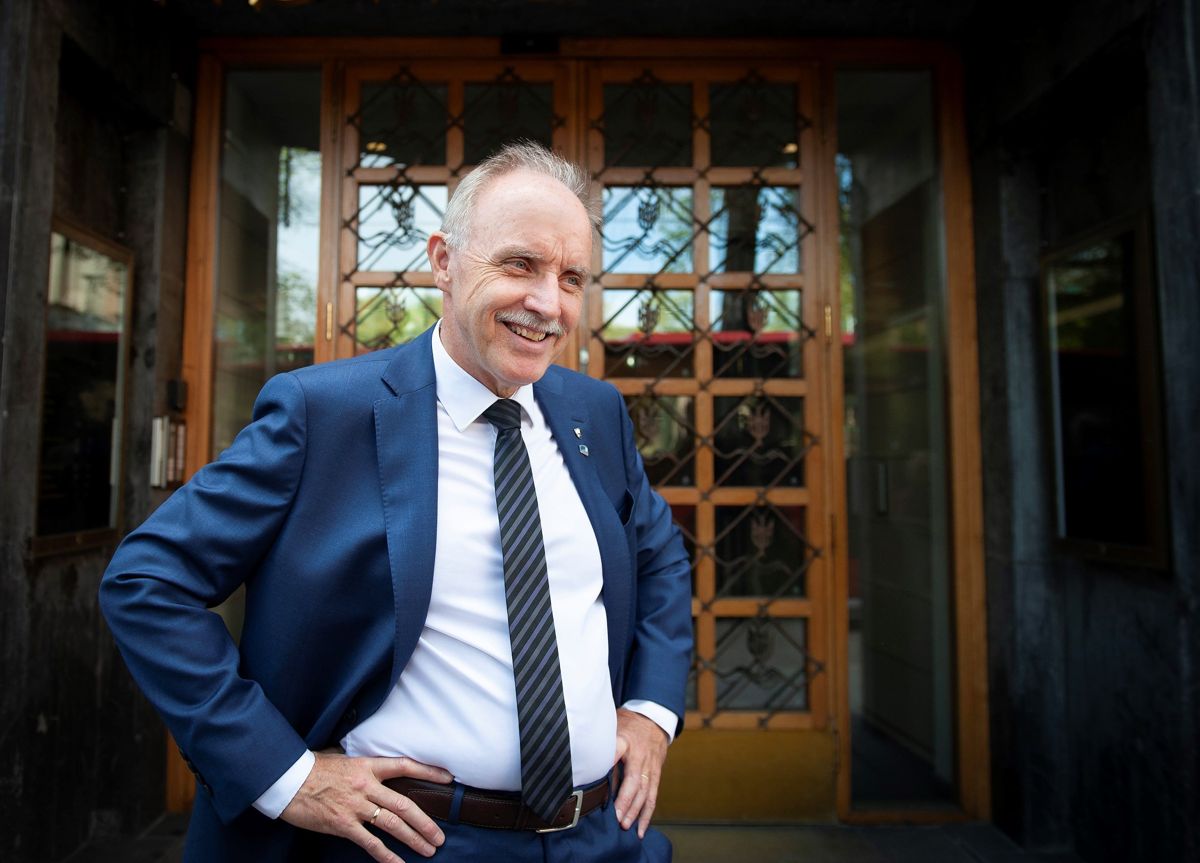 Ordfører Sture Pedersen (H) i Bø synes det er stas å bli kåret til Årets kommuneprofil blant så mange gode kandidater.
