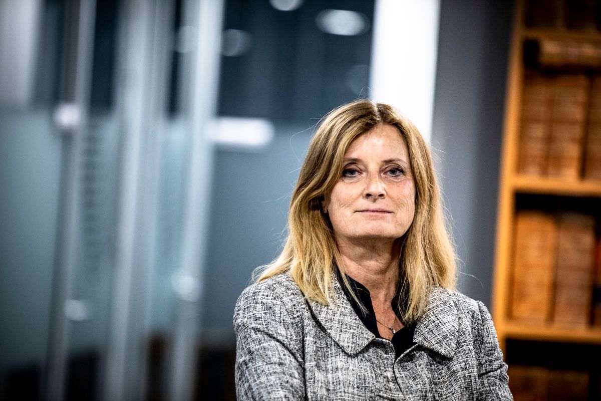 Sivilombudsmann Hanne Harlem etterlyser mer offentlighet rundt begrunnelsene for de inngripende tiltakene som er innført under koronapandemien.