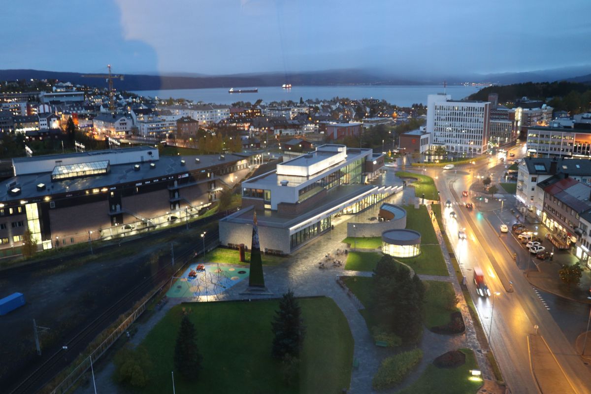 Narvik kaller seg teknologihovedstaden i nord. Byen ble også universitetsby i 2016.