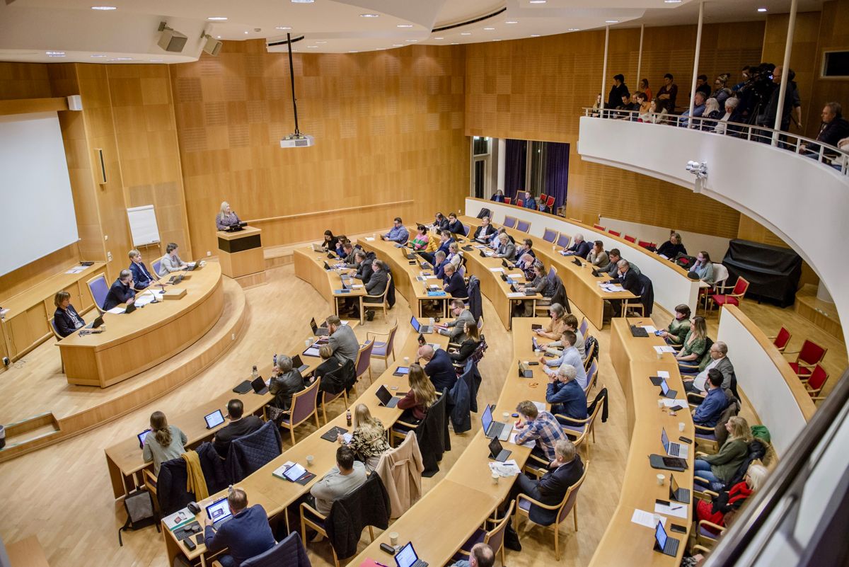 Forskning viser at det representative demokratiet lider av et utmattelsessyndrom som trenger å bli kurert, skriver Mette Sønderskov.