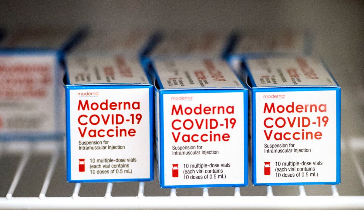 Forsendelser med Moderna-vaksine er trolig snart på vei til Norge.