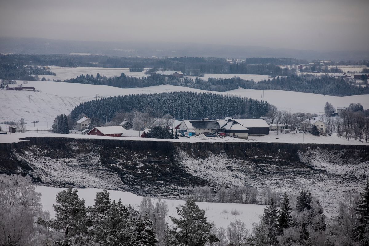 – Når en så alvorlig hendelse som skredet i Gjerdrum inntreffer, må vi gå nøye gjennom årsaksforholdene og vurdere om samfunnets håndtering av risikoen kan forbedres, sier olje- og energiminister Tina Bru (H).