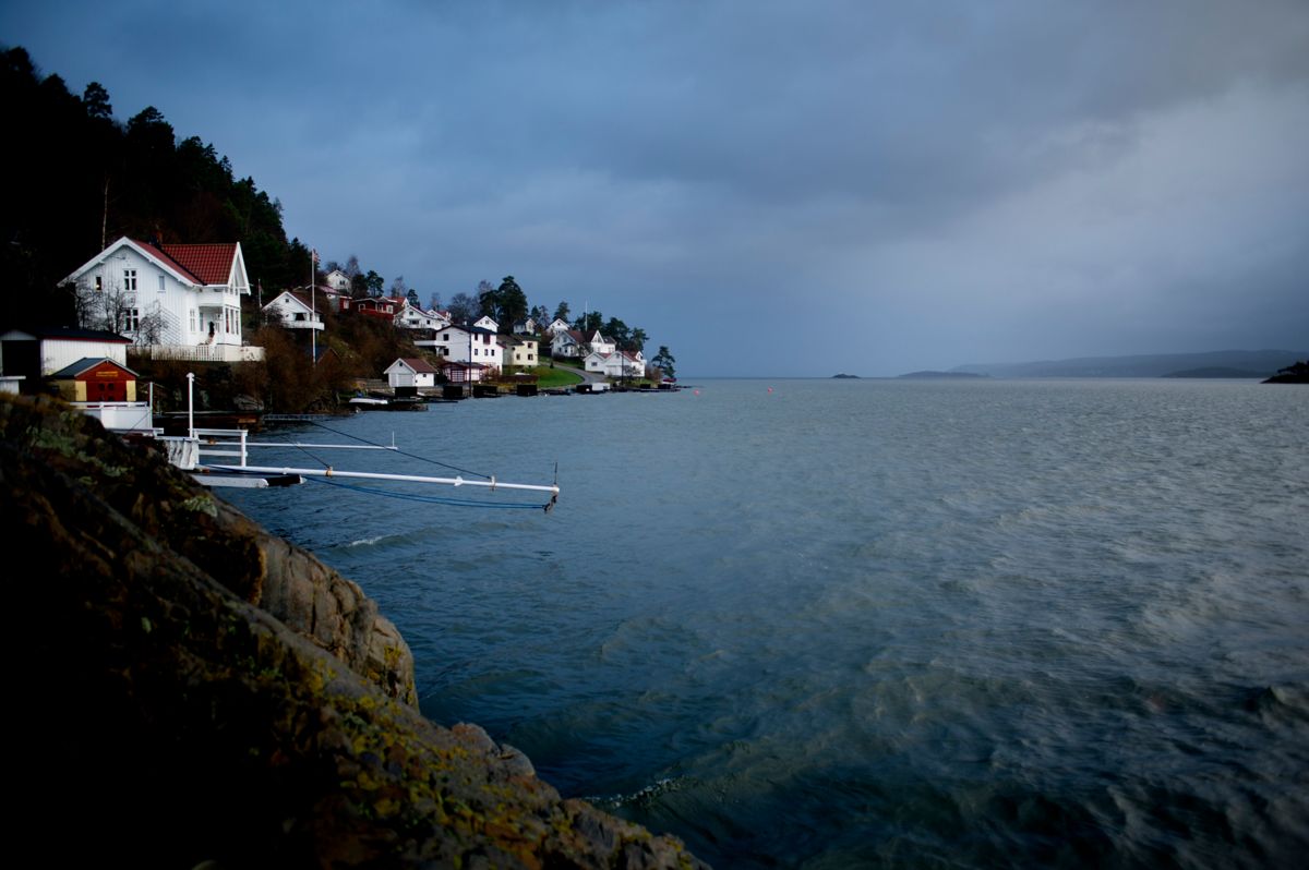 Den åpne strandsonen er blitt bygget ned bit for bit, skriver Kommunal Rapport, og advarer mot å innføre lettelser i bruken av dispensasjoner.