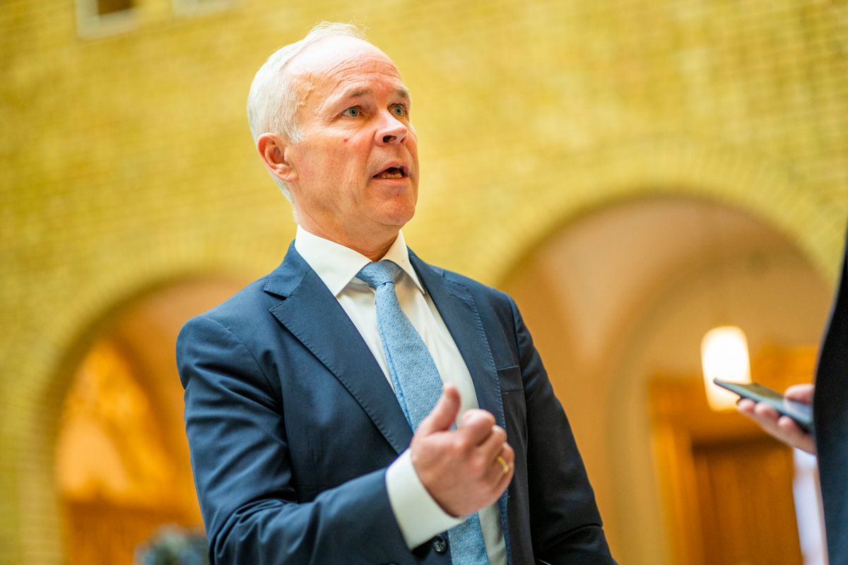 Finansminister Jan Tore Sanner (H) legger fredag fram regjeringens nye perspektivmelding. Meldingen skulle egentlig legges fram i fjor, men ble utsatt på grunn av koronakrisen.