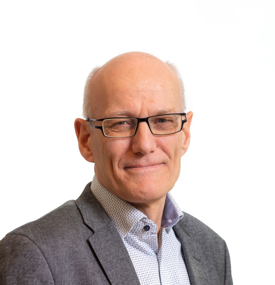 Arve Semb Christophersen er tidligere rådmann i Larvik og Lardal. Nå ønsker han å bli fylkesrådmann i Vestfold og Telemark.