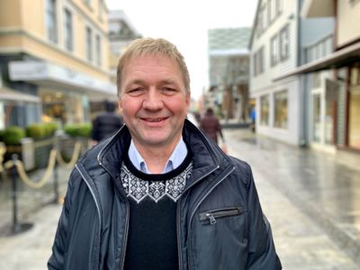 Pål Morten Borgli er varaordfører i Sandnes, sitter i fylkestinget i Rogaland og i sentralstyret i Frp. Han har vært kommunestyremedlem siden 1995. Borgli er selger av yrke og har jobbet i privat næringsliv og i Forsvaret.