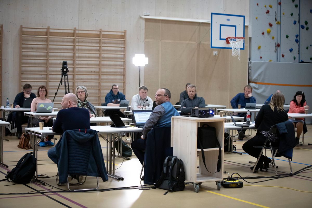Tilliten til kommunestyrene er høy – og økende. Det er gledelig, men tilliten må ikke tas for gitt, mener Kommunal Rapport.