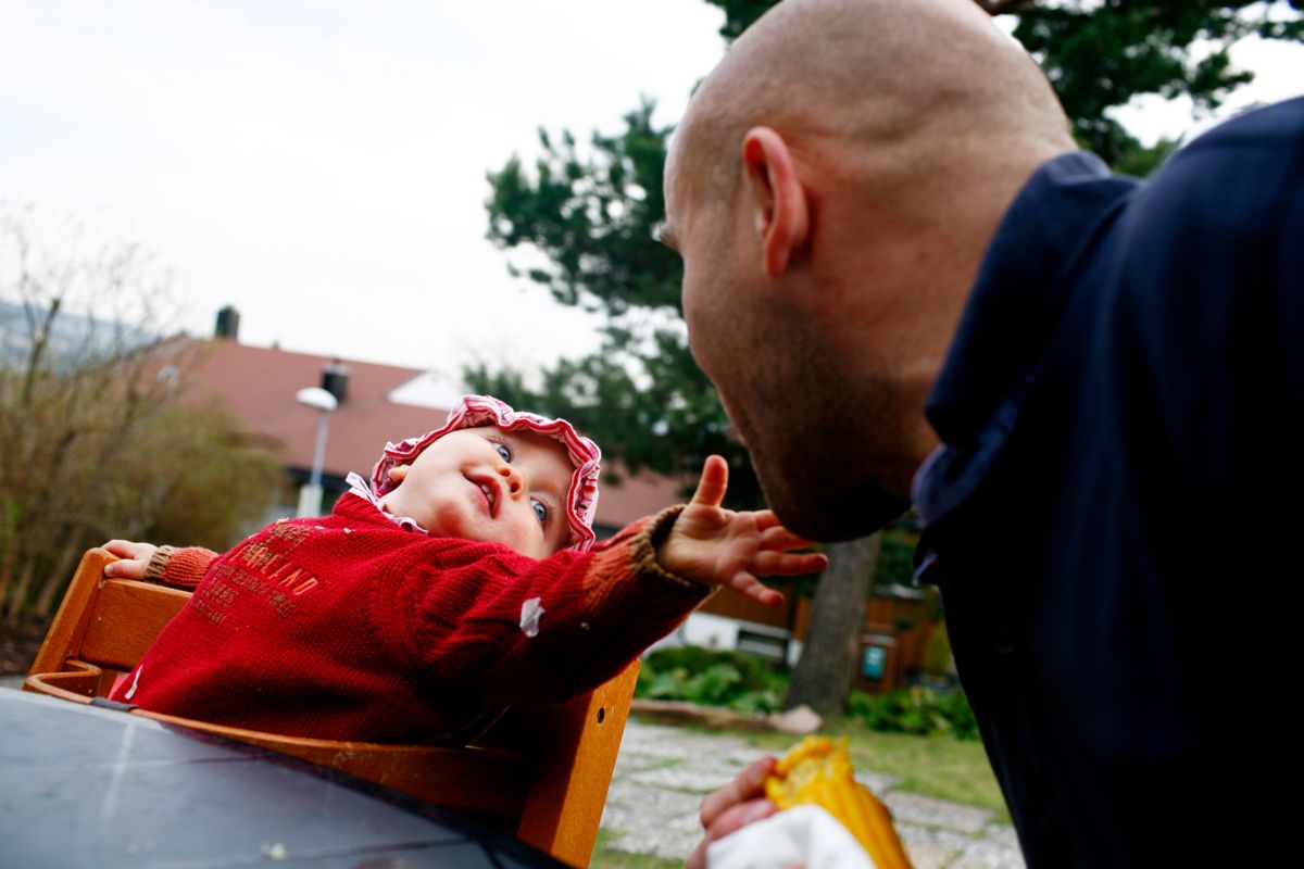 Barns velferd henger tett sammen med foreldres velferd, og barn kan ikke betraktes løsrevet fra foreldrene, skriver Lena Catherine L. Westby.