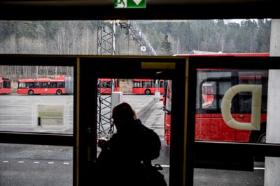 Store deler av busstrafikken i Oslo stanser hvis ikke sjåførene blir enige med arbeidsgiverne om lønnsoppgjør i år.