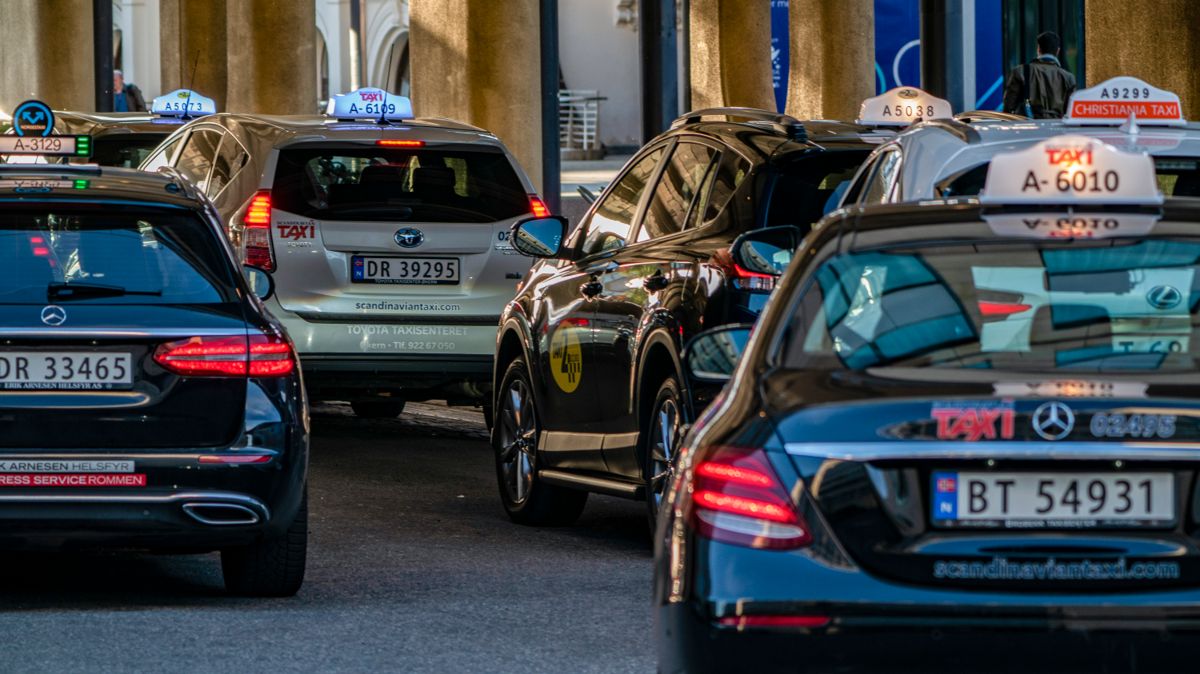 Siden taxireformen i november har det blitt registrert 2.890 nye løyver i Norge. I hovedstaden har antallet løyver økt med 51 prosent.