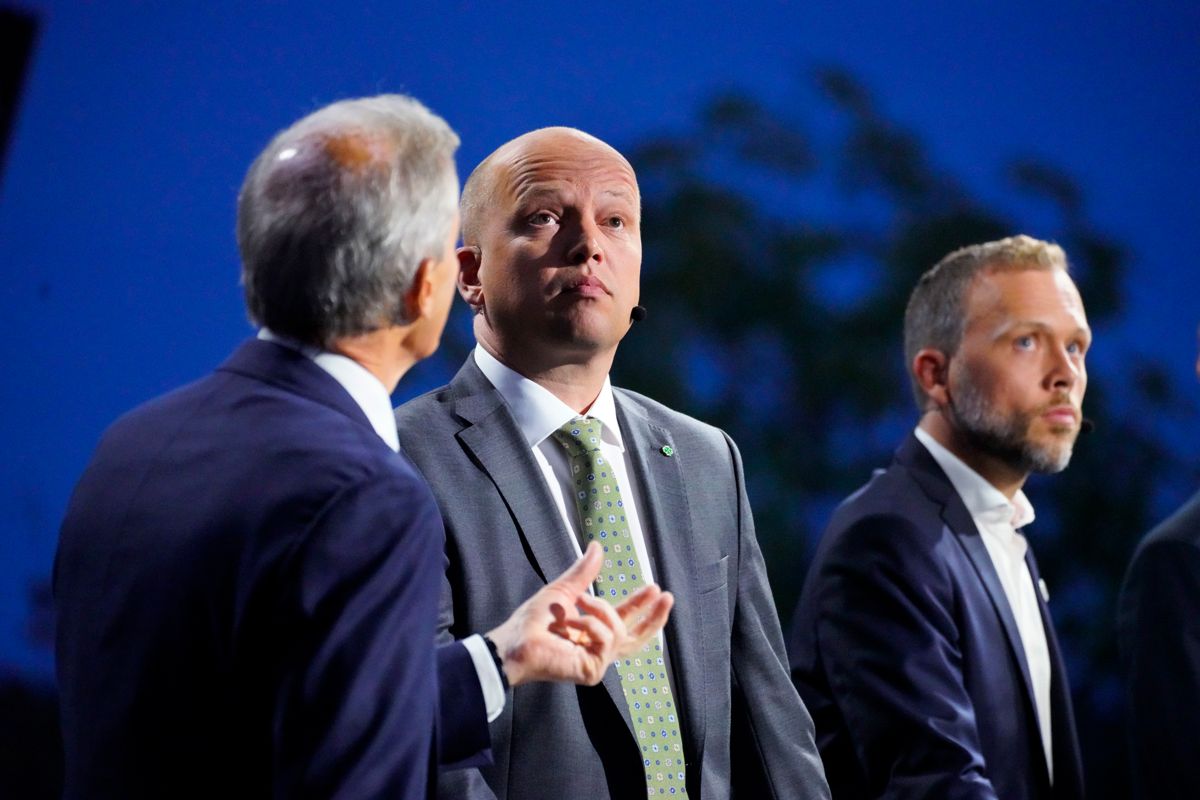 Leder i Arbeiderpartiet Jonas Gahr Støre, leder i Senterpartiet Trygve Slagsvold Vedum og leder i Sosialistisk Venstreparti Audun Lysbakken under NRKs direktesendte partilederdebatt i Arendal mandag kveld.