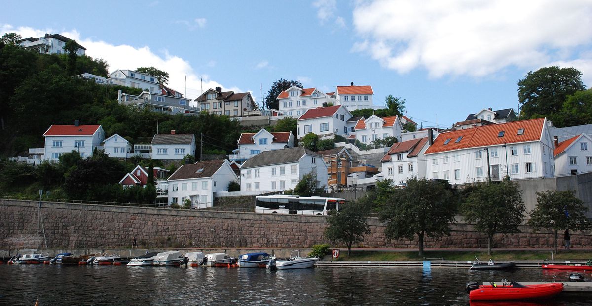 Mange innbyggere bor i lavinntektskommuner, som ikke mottar storbytillegg, får relativt lite utgiftsutjevning og ofte har en opphoping av sosiale utfordringer blant innbyggerne, påpeker Harald Danielsen.