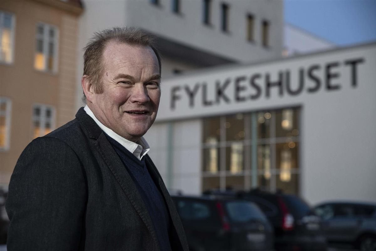 Prosjektgrupper har sett på hvordan Troms og Finnmark kan gjenopprettes som fylkeskommuner, og hvordan de kan drives videre til den formelle dato for oppdeling. Det har resultert i en rapport som er overlevert Fylkesrådsleder Bjørn Inge Mo (Ap).
