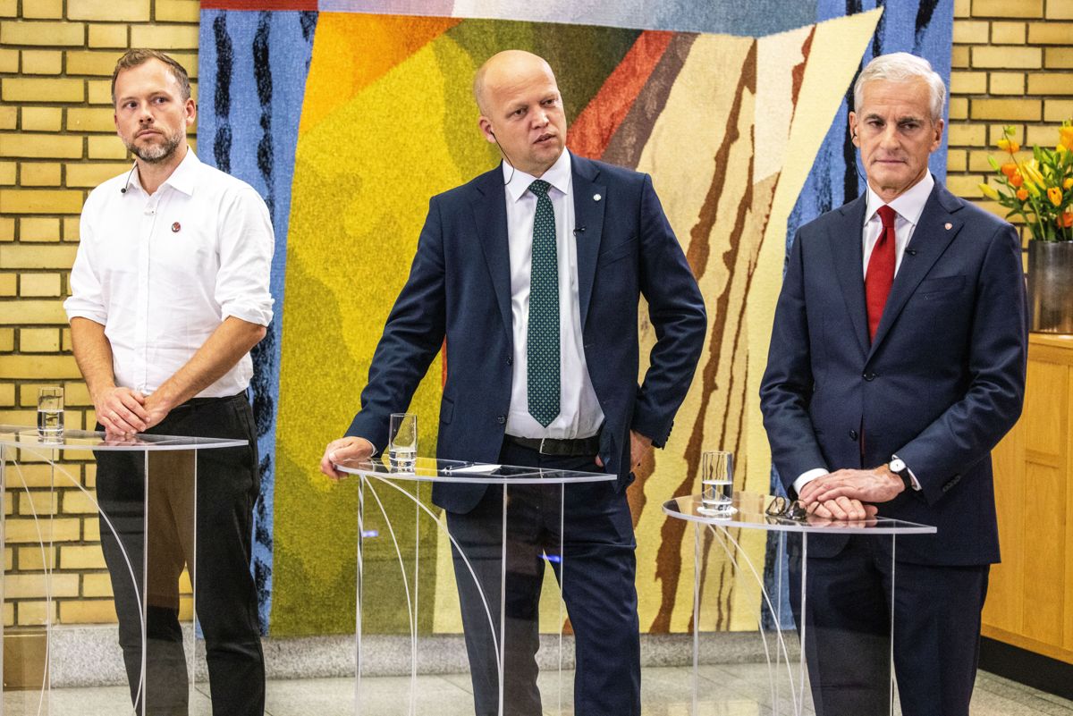 Jonas Gahr Støre (Ap), Trygve Slagsvold Vedum (Sp) og Audun Lysbakken (SV) i partilederdebatten etter stortingsvalget. Nå venter tøffe forhandlinger.