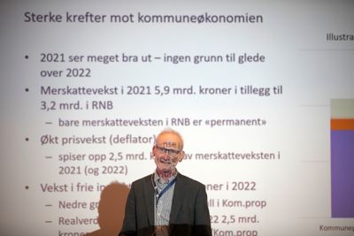 Sterke krefter mot kommuneøkonomien, mener sjeføkonom Torbjørn Eika i KS