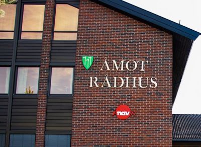 Mangel på sykepleiere i Åmot kommune går utover pasientene på Desettunet sykehjem.