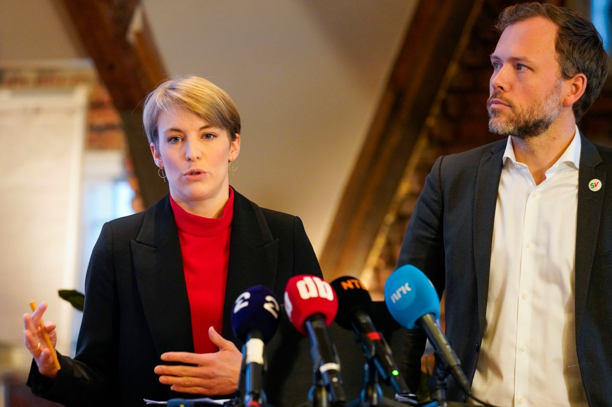 SVs alternative budsjett Oslo 20201115. Finanspolitisk talsperson Kari Elisabeth Kaski (SV) og SV-leder Audun Lysbakken legger fram SVs alternative budsjett mandag formiddag.
