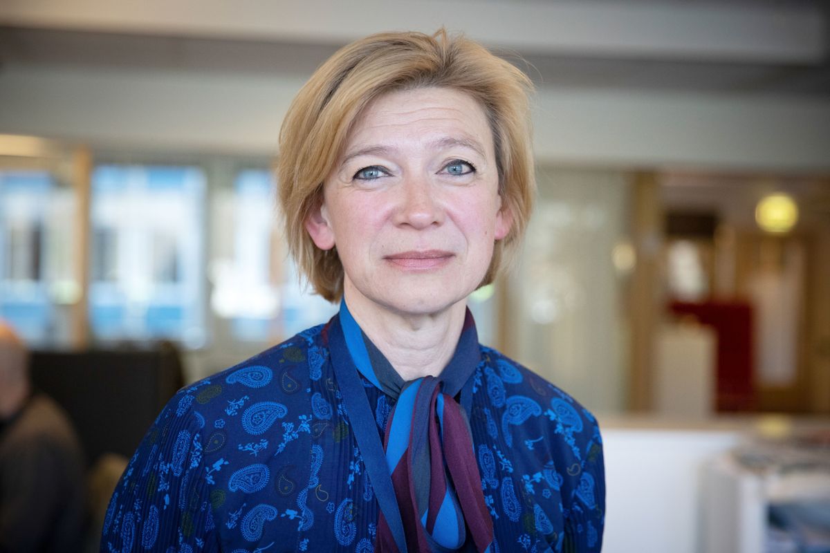 Elita Cakule, fagsjef for internasjonale prosjekter i KS, oppfordrer kommuner til å melde seg dersom de vil hjelpe Ukraina via de polske kommunene som nå får flyktninger.