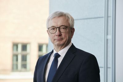 Riksrevisor Karl Eirik Schjøtt-Pedersen