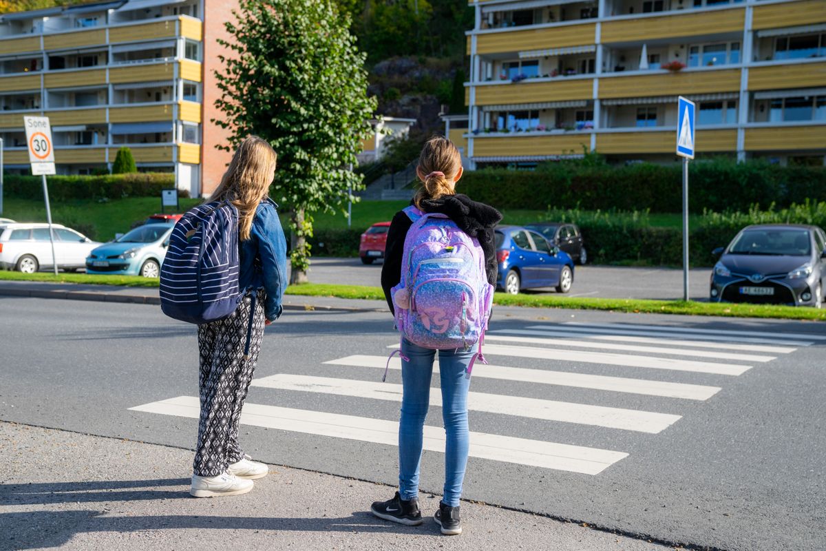 Landsomfattende tilsyn avdekket svikt i åtte av ni barnevernstjenester. Det fører til at mange barn ikke får avdekket sine hjelpebehov, sier Helsetilsynet.