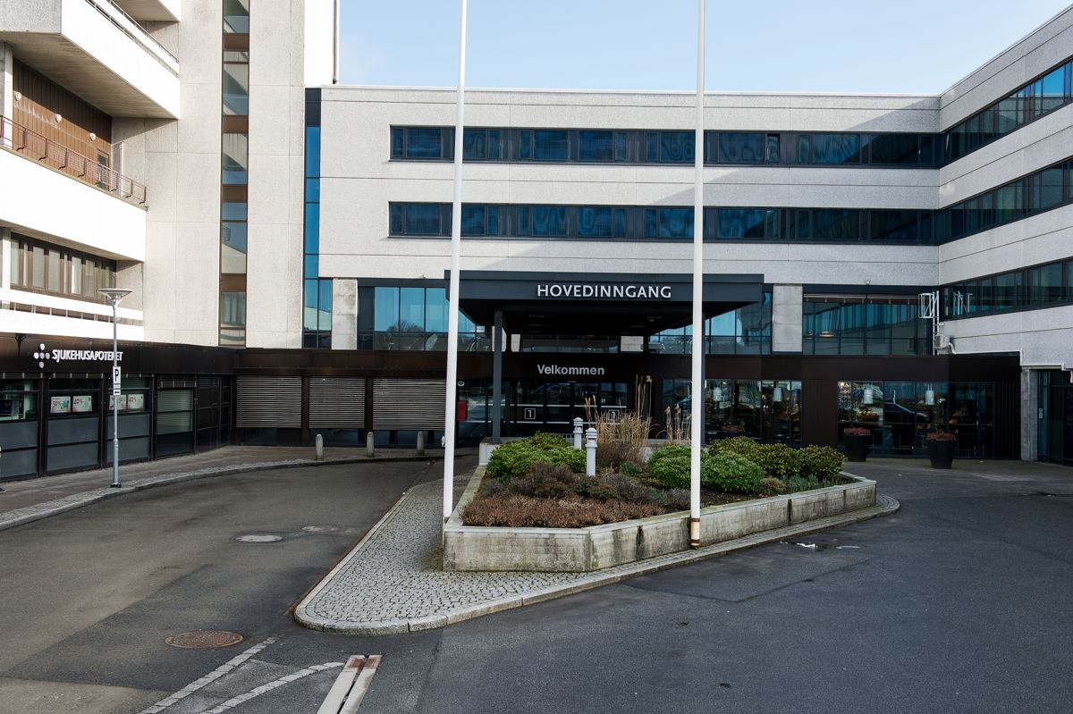 Helse Stavanger og Stavanger universitetssjukehus har vedtatt forelegget på 600.000 kroner etter at en pasient døde etter utskriving i 2018.