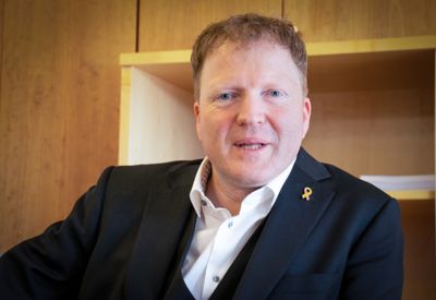 Kommunal- og distriktsminister Sigbjørn Gjelsvik (Sp) vil vurdere om staten kan arrangere folkeavstemning, dersom kommunen nekter.