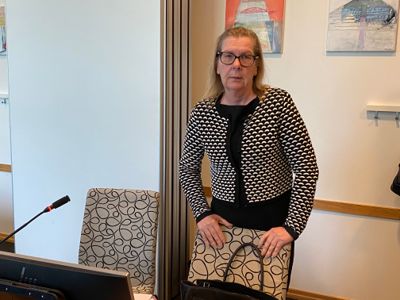 Hilde Thorkildsen har vært suspendert som ordfører i Nittedal siden det ble tatt ut tiltale mot henne. I første dag av ankesaken erklærte hun ikke straffskyld.