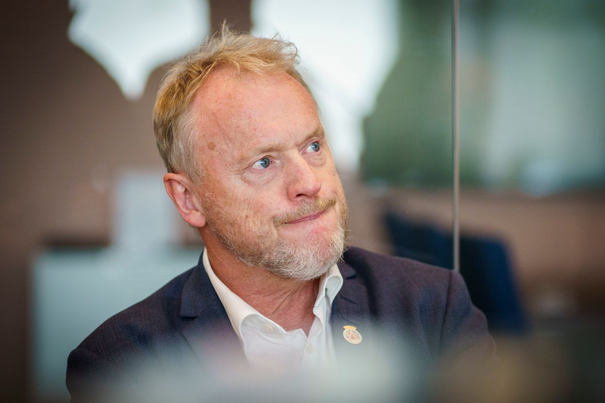 Oslos byrådsleder Raymond Johansen er blant Ap-toppene som nå sier fra om at partiet ikke kan leve med at folk sliter med å få råd til mat.