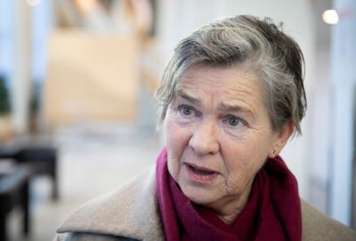 Ålesund-ordfører Eva Vinje Aurdal møtte kommunalministeren for å få fortgang i søknaden om penger til deling.