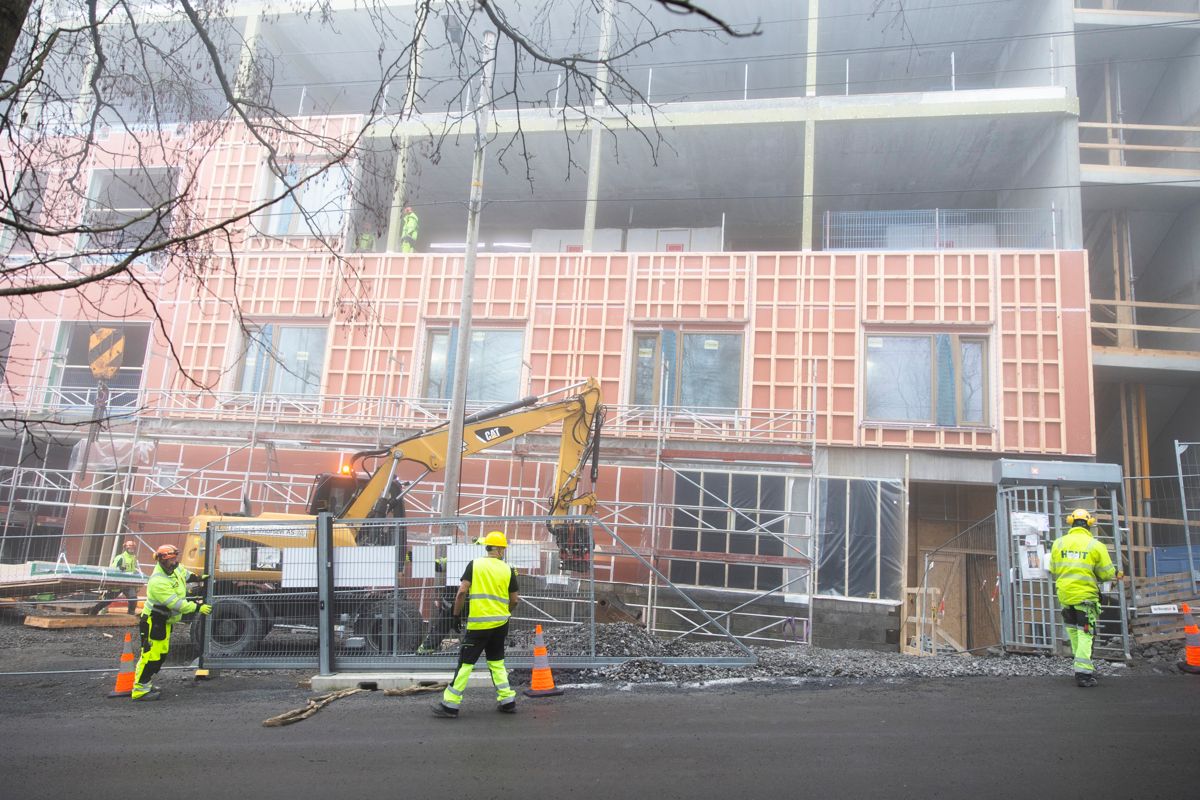 Byggingen av nye sykehjem kan bli stilt i bero etter at mange kommuner har fått avslag på sine søknader om tilskudd. Det er svært uheldig, mener Kommunal Rapport.