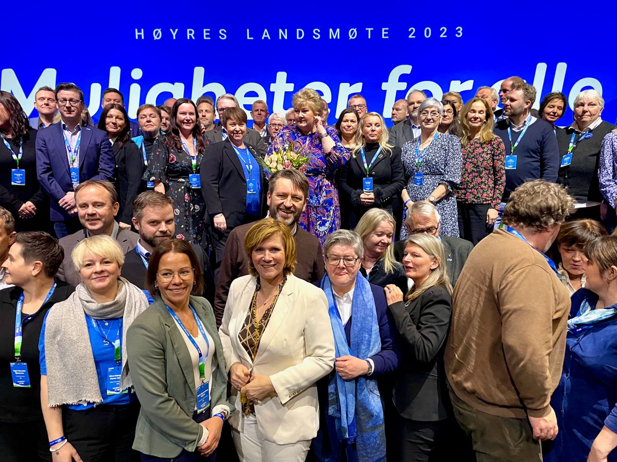 Høyres toppkandidater til posisjoner som ordfører og byrådsleder, samlet på landsmøtet i mars.
