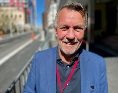 Tromsø-ordfører Gunnar Wilhelmsen øyner suksess på turistmarkedet og vil slå sammen turistselskapene i regionen.