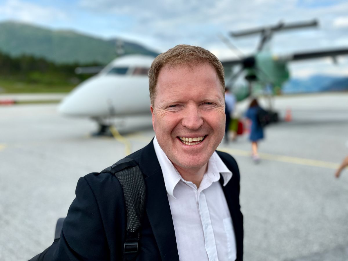 Kommunalminister Sigbjørn Gjelsvik (Sp) slipper distriktspolitisk gladnyhet i valgkampinnspurten. Mer  penger til bygdevekstavtaler.