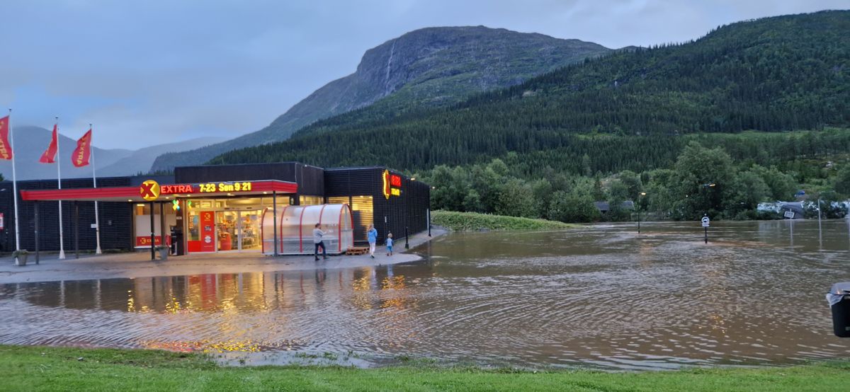 Oversvømmelsene i Hemsedal har skapt store ødeleggelser.