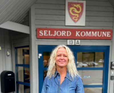 Rikke Raknes begynte som rådmann i Seljord i 2021. Hun kom da fra jobben som kommunalleder i Alta. Nå kan hun tenke seg å vende nordover igjen.