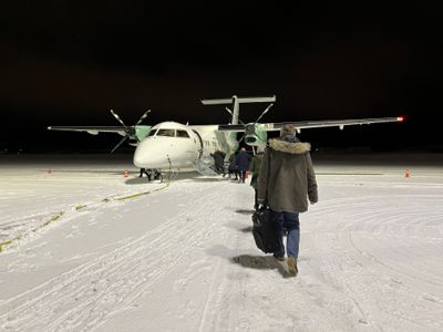 Widerøe har fått avtale om FOT-rutene, og rutetilbudet futformes i disse dager. Her er et Widerøe småfly på vei fra Bodø lufthavn.