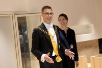 President Alexander Stubb och hans fru Suzanne Innes-Stubb har ett fullspäckat program framför sig under statsbesöket i Sverige.