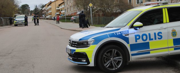 Flera personer har skadats någon form av vasst föremål i centrala Västerås.