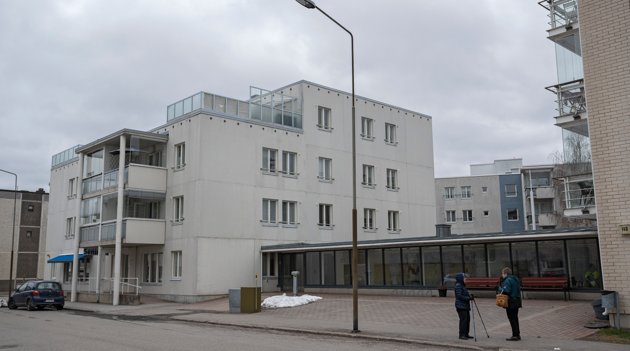 Folkhälsanhuset Seniora i Ekenäs kanske byggs till så att det rymmer 24–26 platser för dygnet runt-boende i framtiden. 