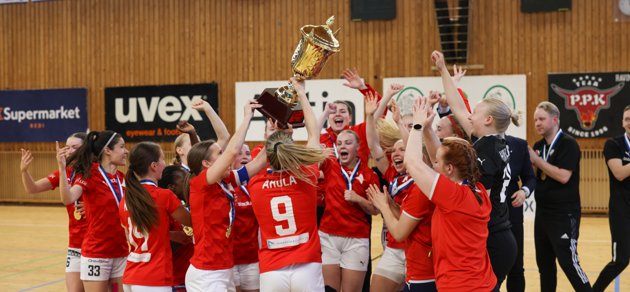 HIFK:s damer är mästare i futsal 2024. 