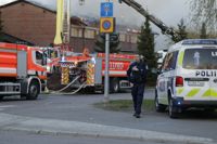 Brandkåren larmades till Laurinlahden koulu i Esboviken på fredagskvällen. Den tomma byggnaden förstördes i den anlagda branden.