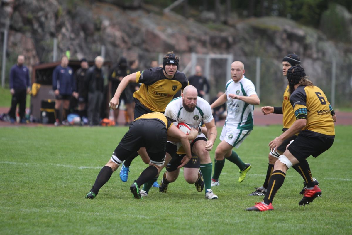 Old Town Shamrocks bjässe Curtis Pollard i en match mot Helsingforslaget Warriors RC.