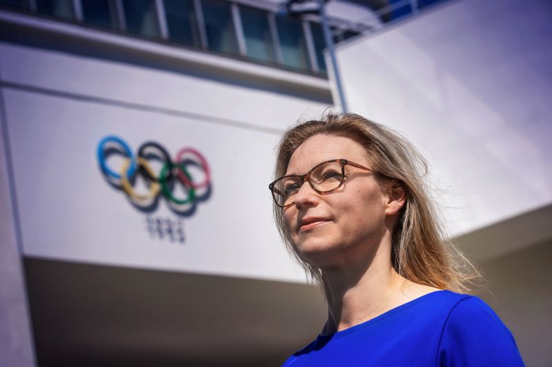 Olympiska kommitténs vd Taina Susiluoto vill att idrotten ska ta och få större utrymme i samhällsdebatten.