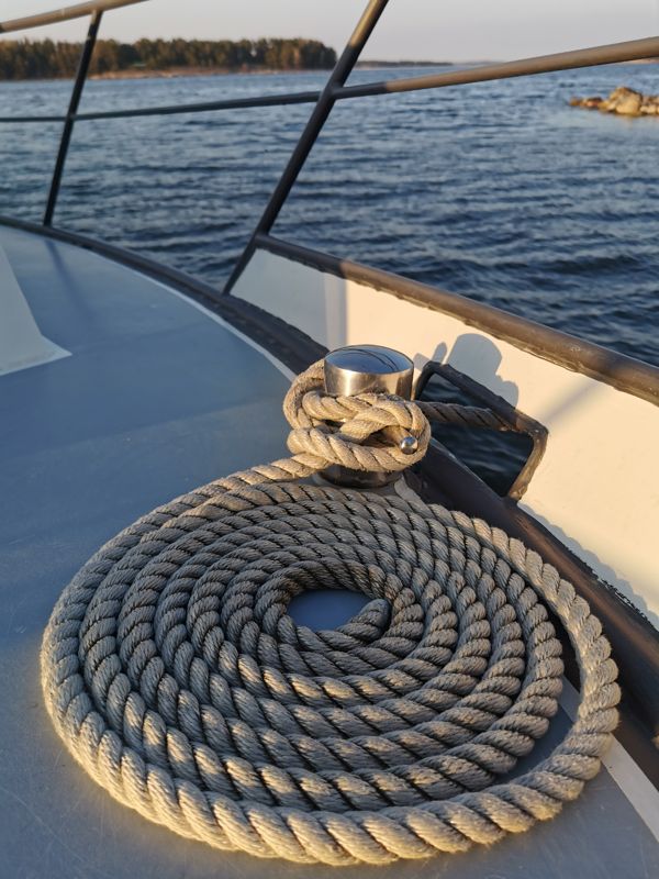 Om båtinnehavaren har en skepparexamen är det ett dokument på kunnande som beaktas i försäkringspremien med en rabatt.